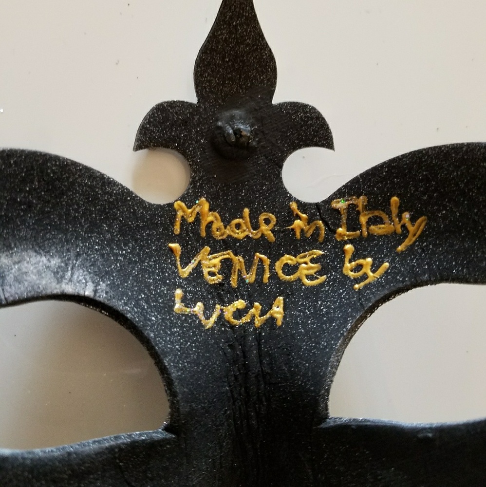 Masquerade Mask 🎭Italy - Picture 4 of 5